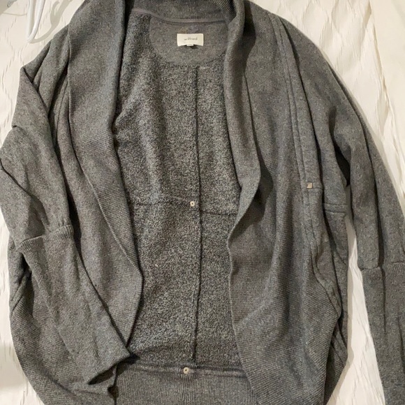 Wilfred Cardigan - Picture 1 of 4